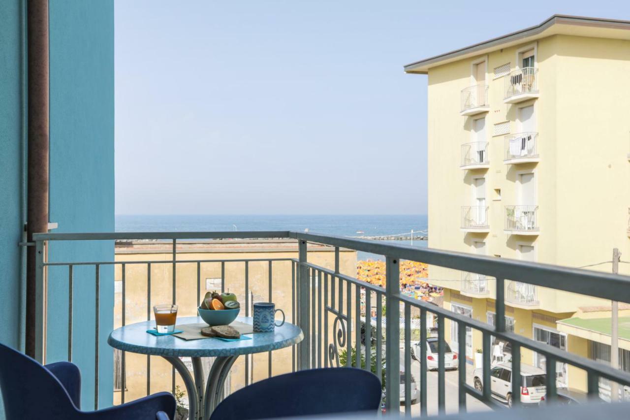 Art Hotel La Perla Bellaria-Igea Marina Exterior photo